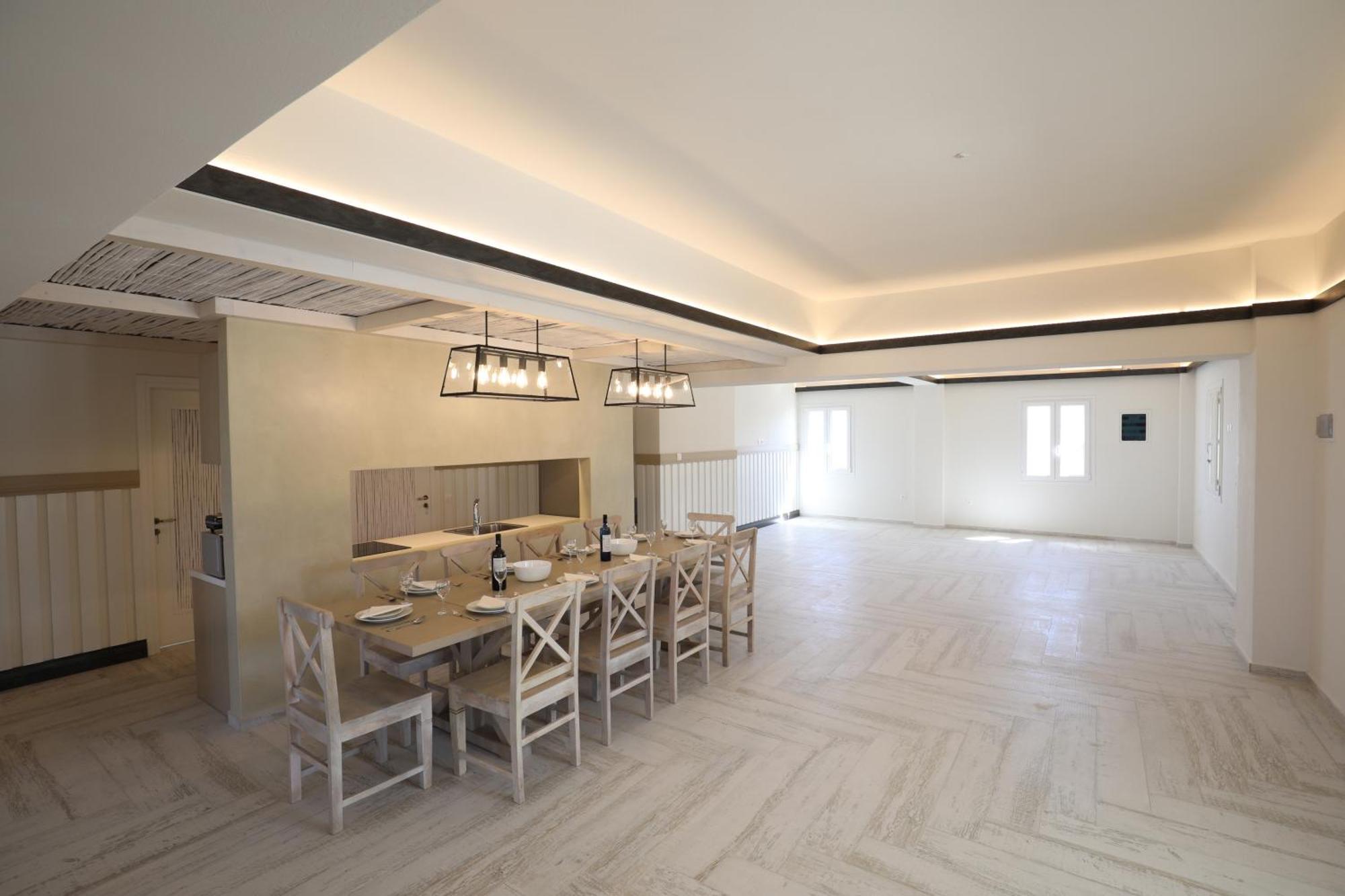 אימרוביגלי Eos Villa חדר תמונה