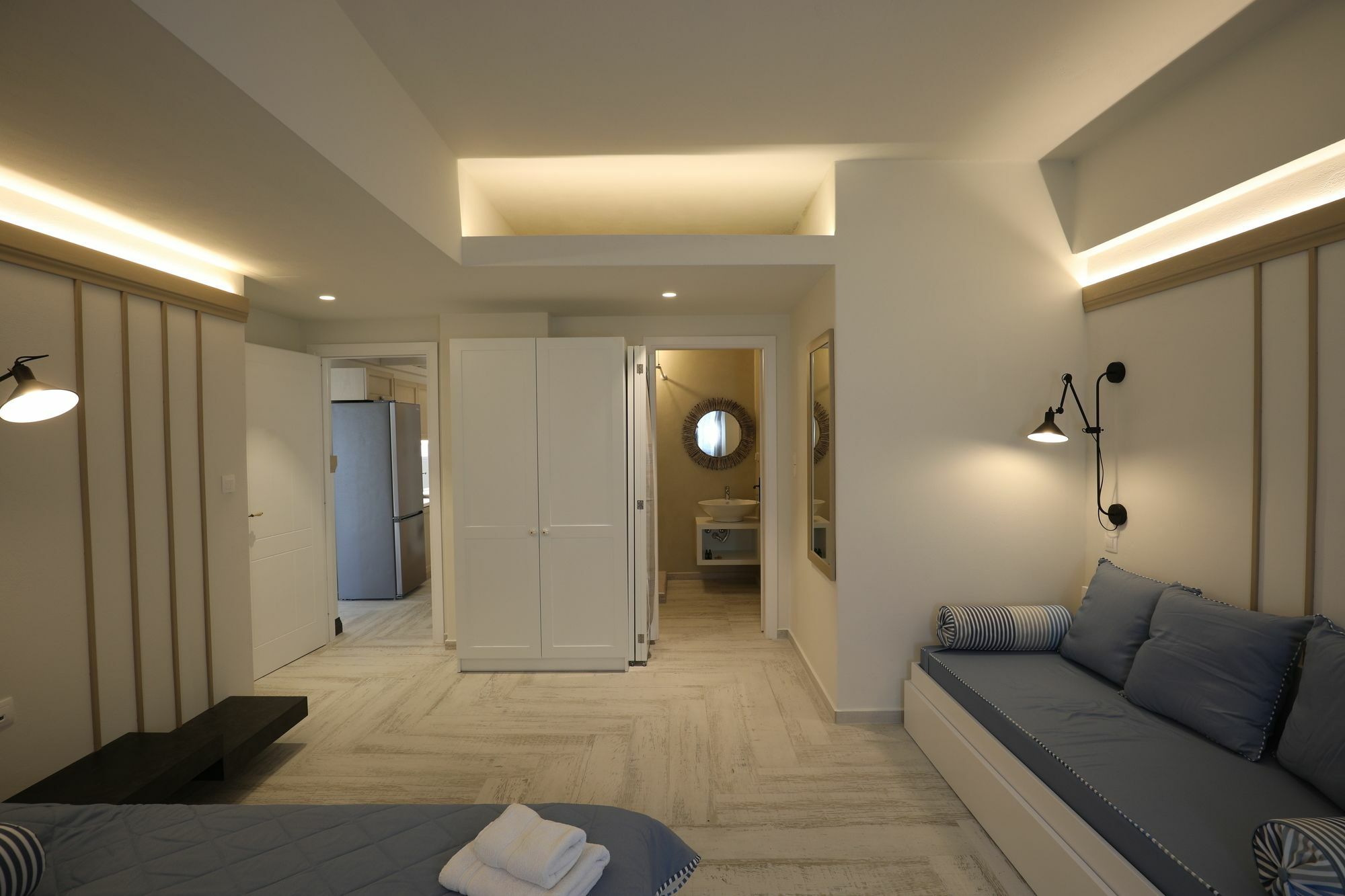 אימרוביגלי Eos Villa מראה חיצוני תמונה
